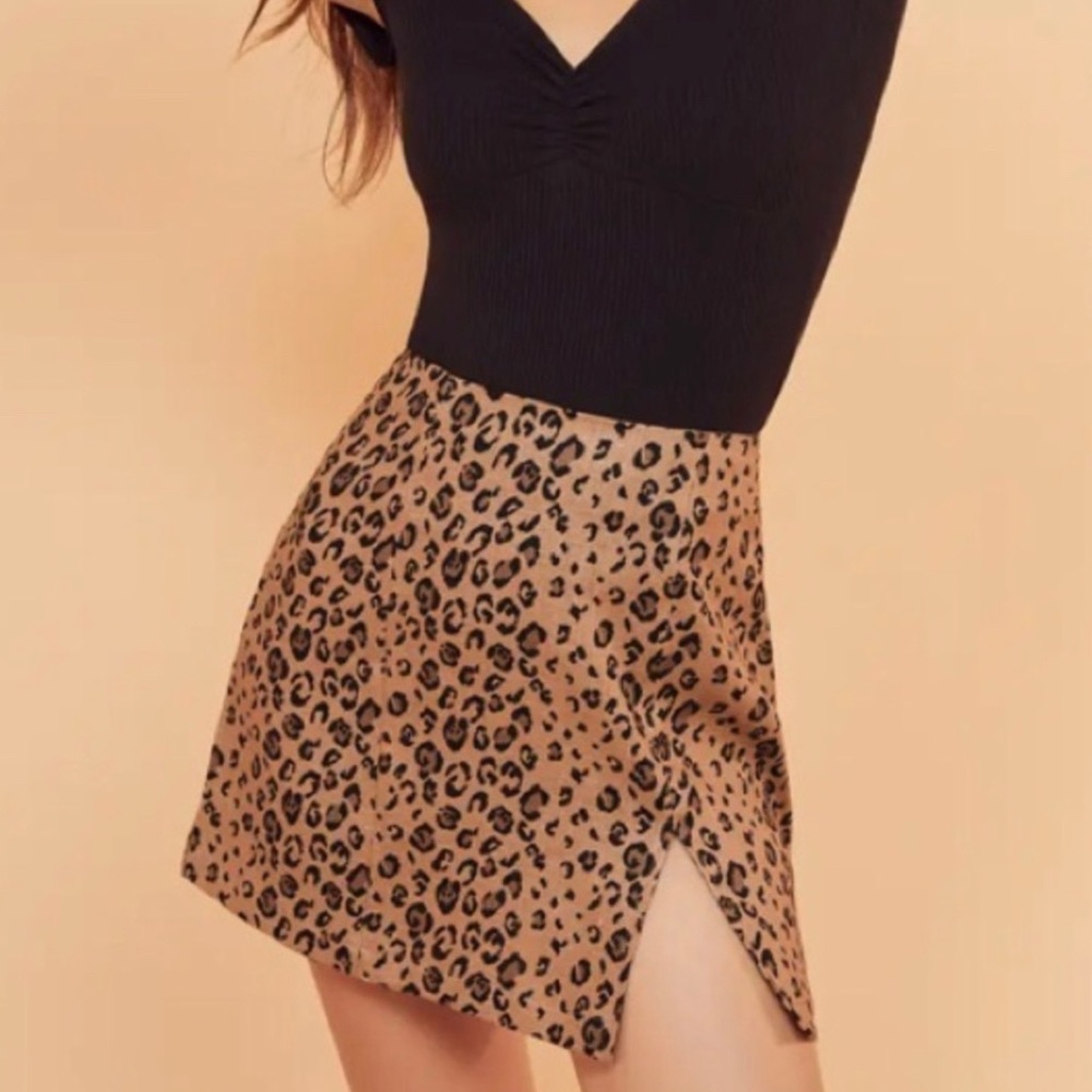 Reformation NWT Cady Minx Leopard Print Mini Skirt